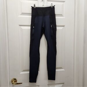 Athleta Stash Pocket Navy and Black Leggings